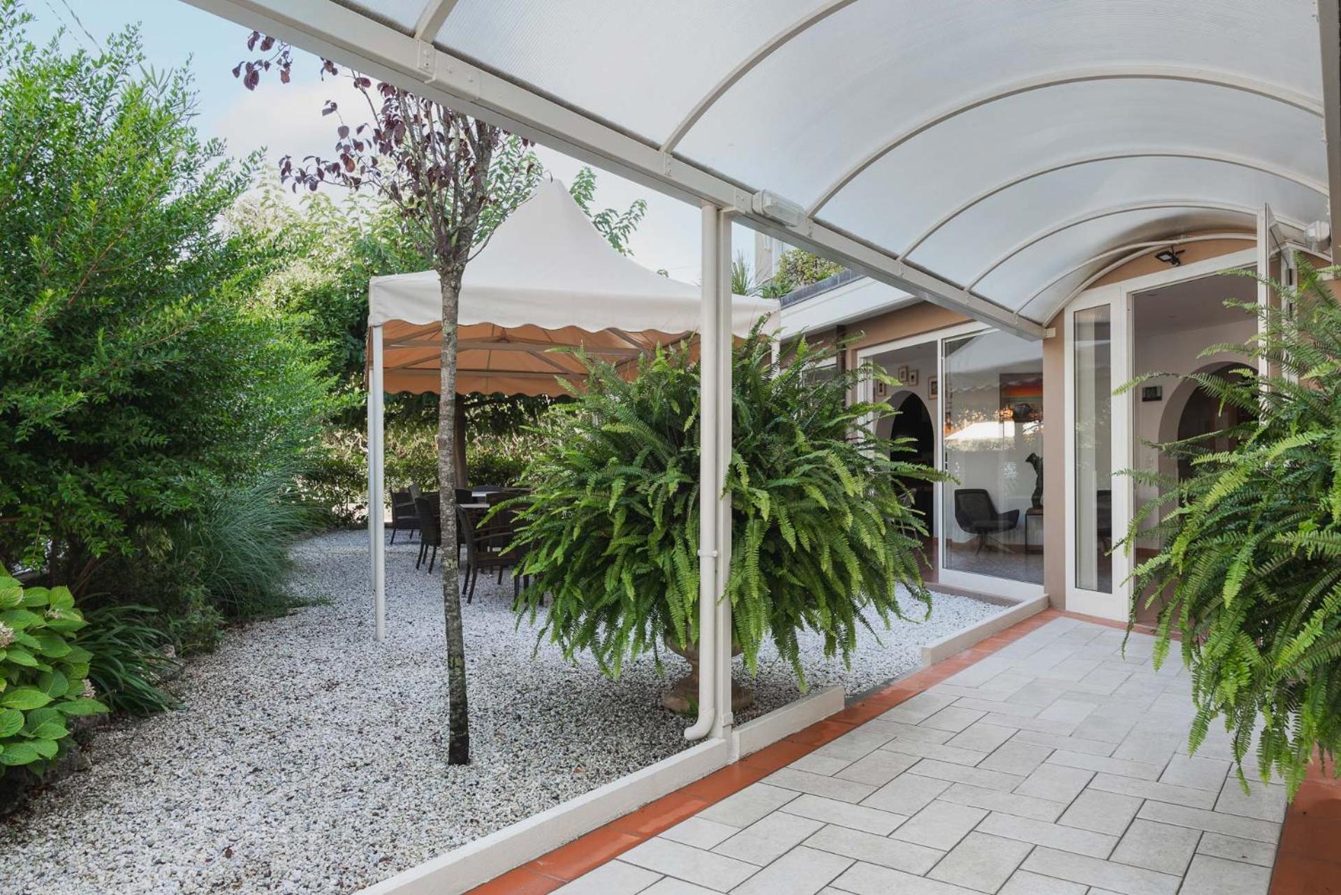 Hotel Azzurra Marina di Pietrasanta Exterior foto
